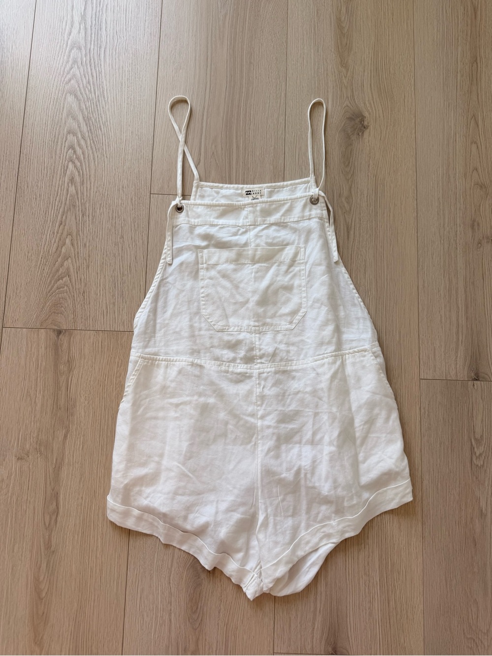 Billabong White Linen Romper Overalls women’s size large summer